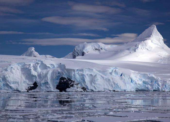 Раскрыта полувековая загадка появления антарктической полыньи исполинских размеров