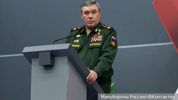 Песков сообщил, что Герасимов остается начальником Генштаба